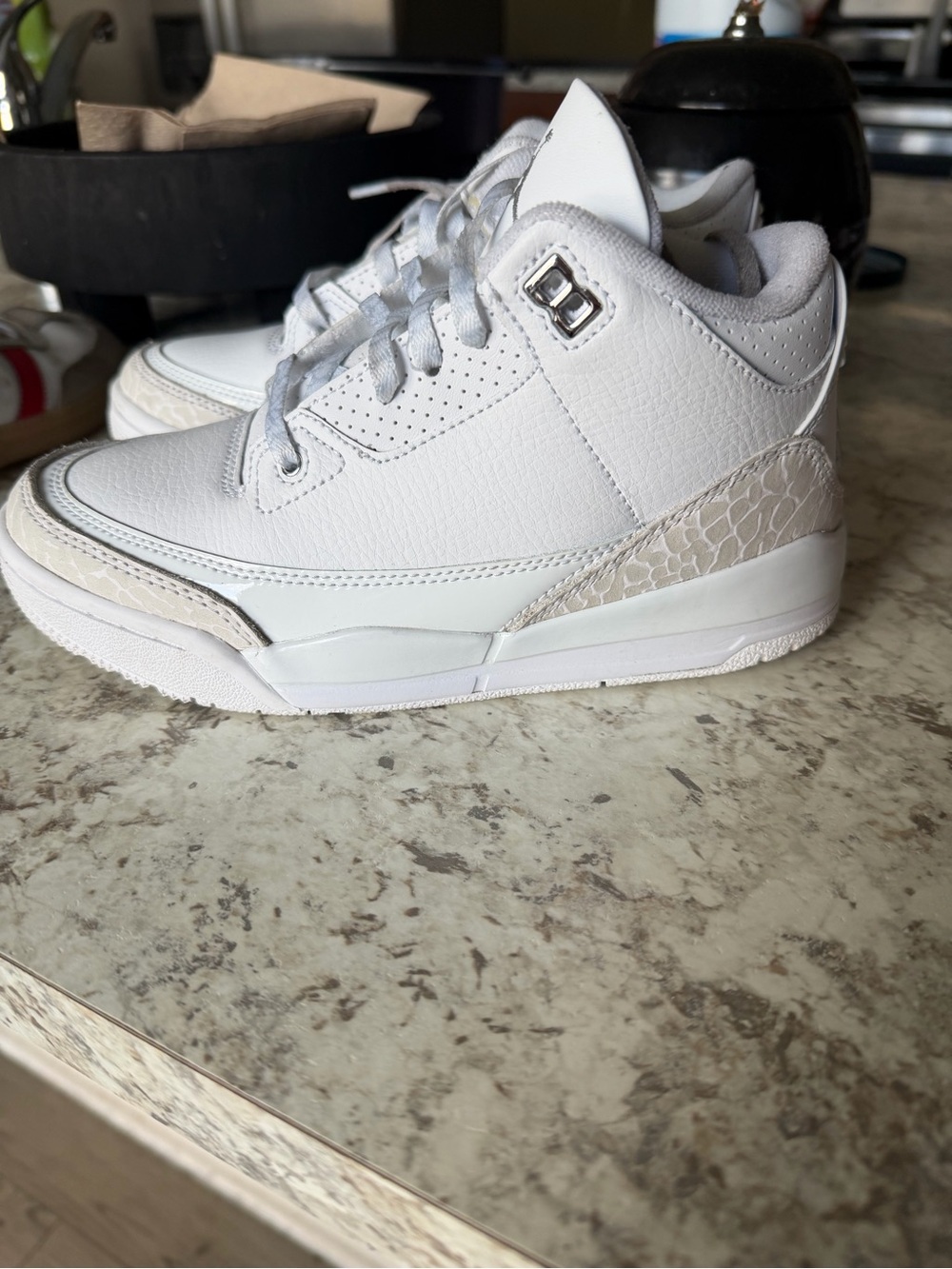 Kids Jordan 3’s